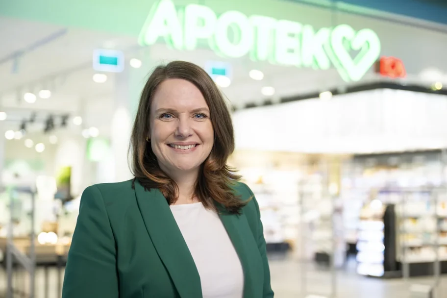 Porträttbild på Monika Magnusson som är VD på Apotek Hjärtat