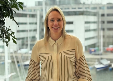 Porträttbild på Amy Chapman, Country Manager Nordics NIVEA Nordic & Sverige.