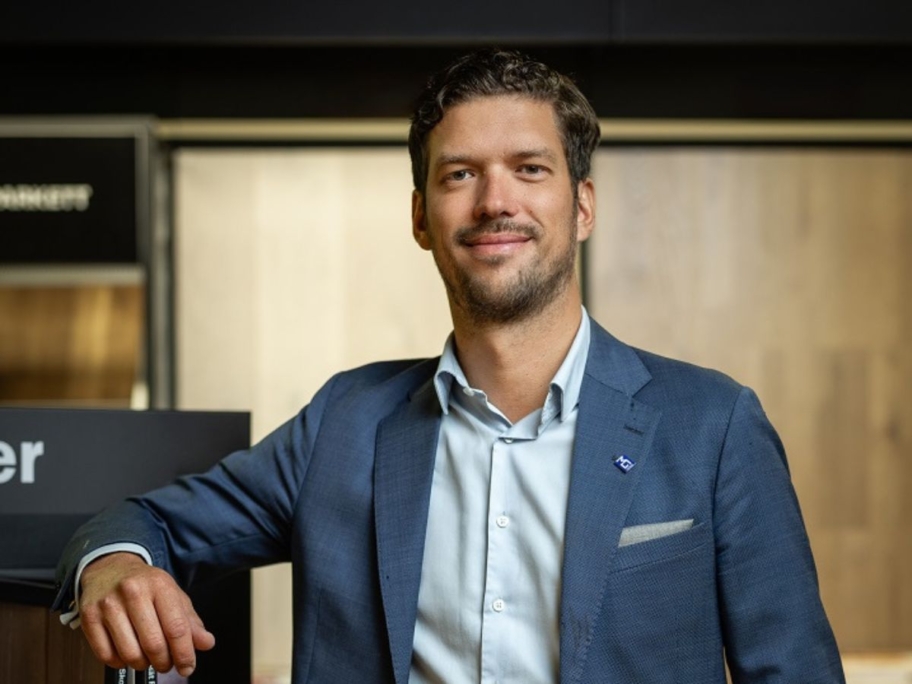 partner henrik abraham