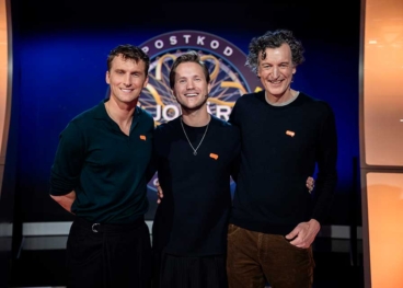 Postkodmiljonären, pressbild med Viktor Frisk, Carl Hedin och Rickard Bracken
